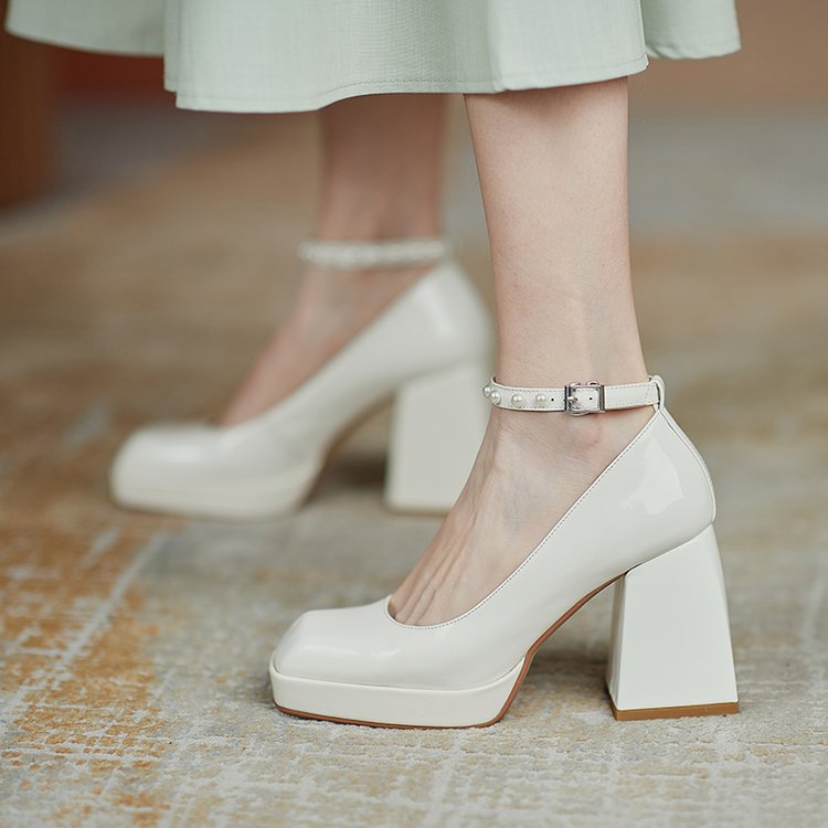 Chic Block Heel Pumps Greta High Heels