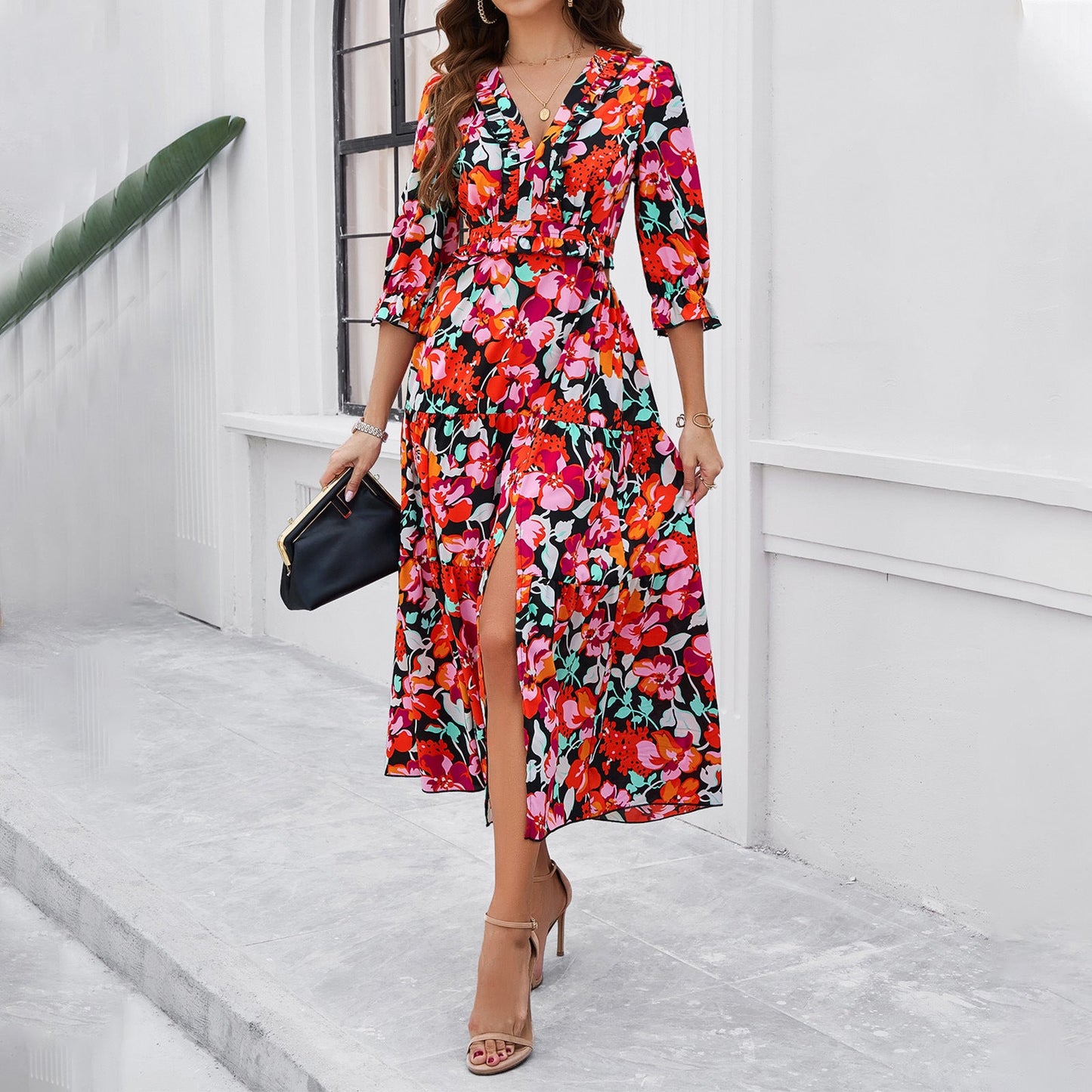 Chic Floral Greta Vacation Midi Dress