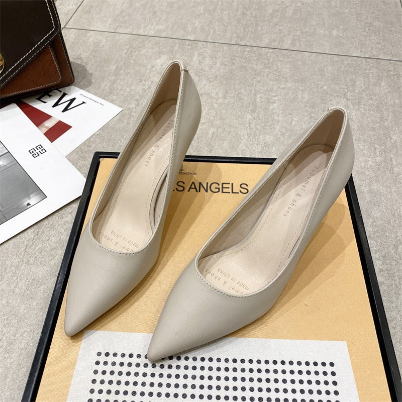 Chic Pointed Toe Heels by Greta