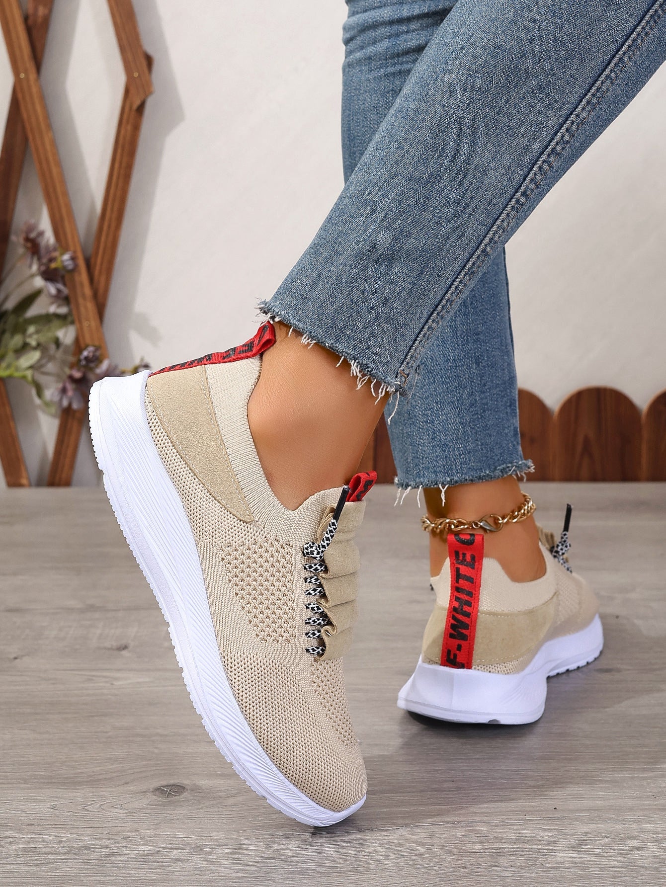 Lightweight Greta Everyday Mesh Sneakers