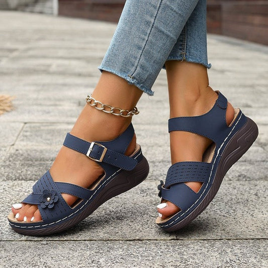 Chic Floral Greta Plus Size Platform Sandals