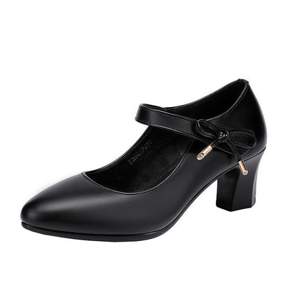 Chic Mid-Heel Buckle Pumps by Greta 