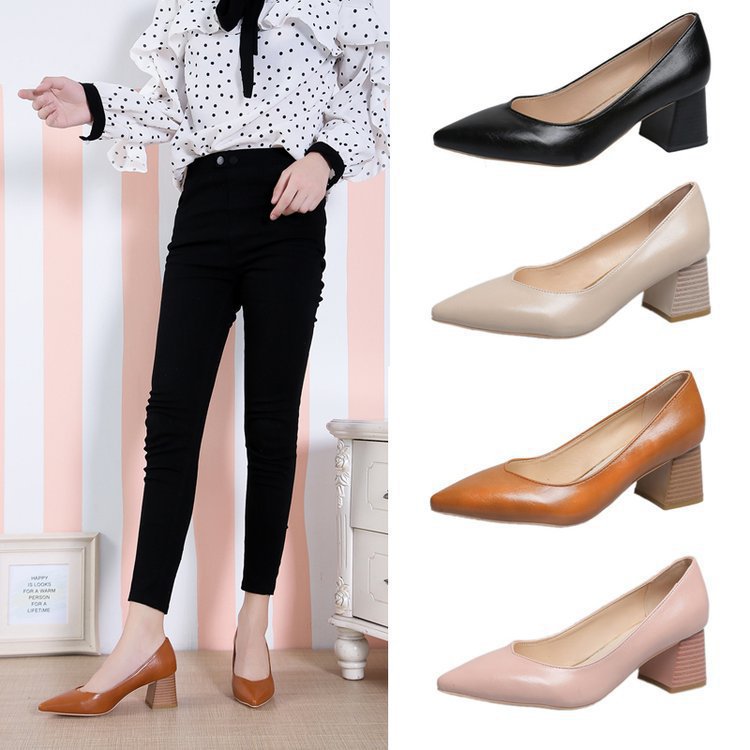 Chic Pointed Toe Heels by Greta 