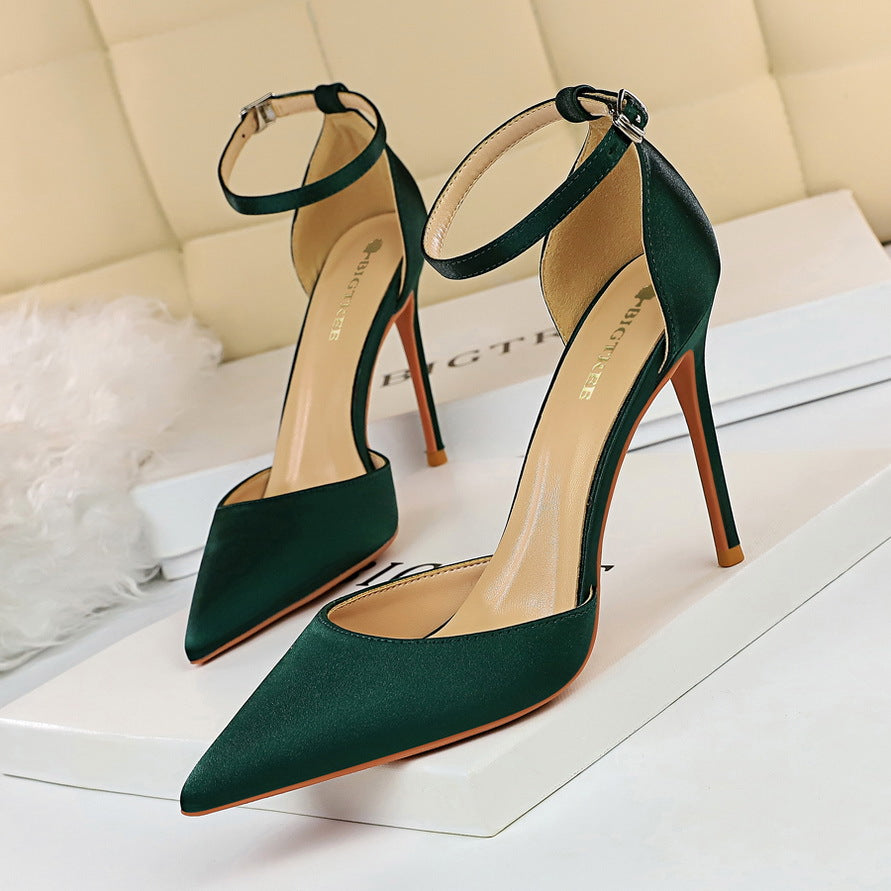 Elegant Silk Pointed Heels by Greta 