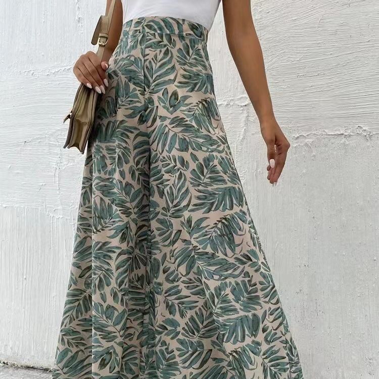Chic Floral Wide-Leg Pants by Greta 