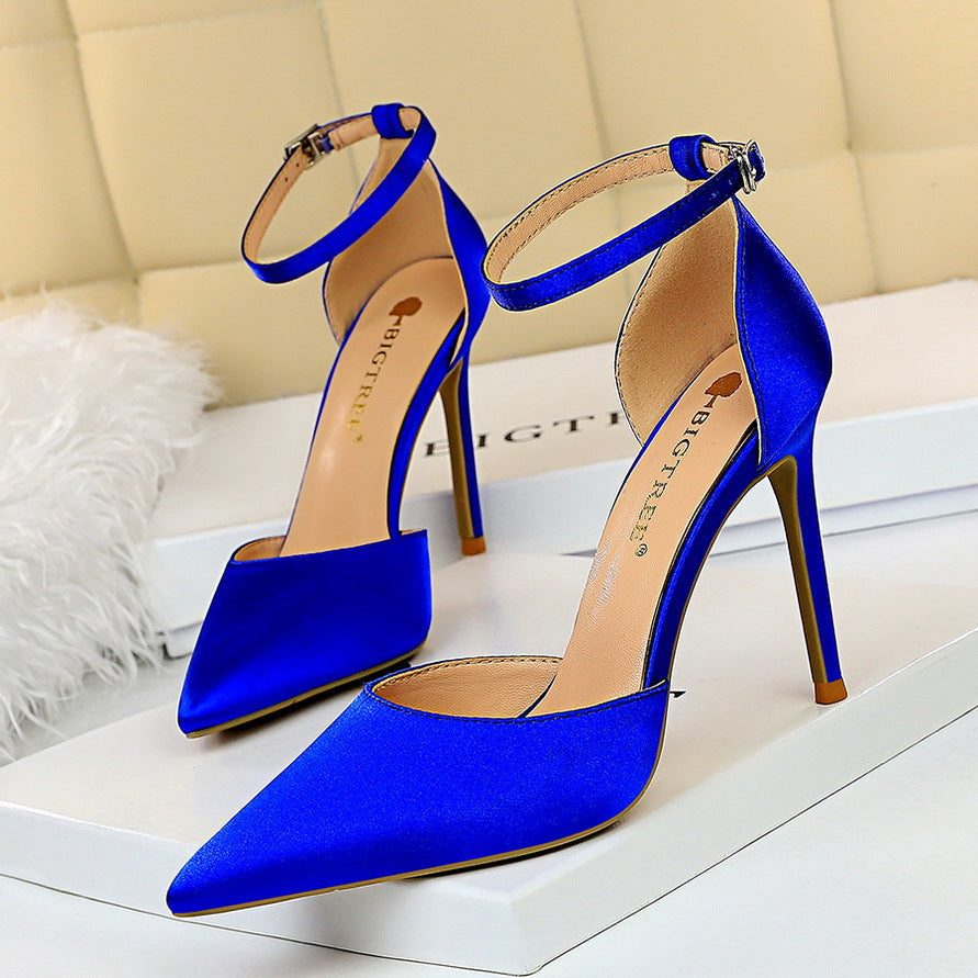 Elegant Silk Pointed Heels by Greta 