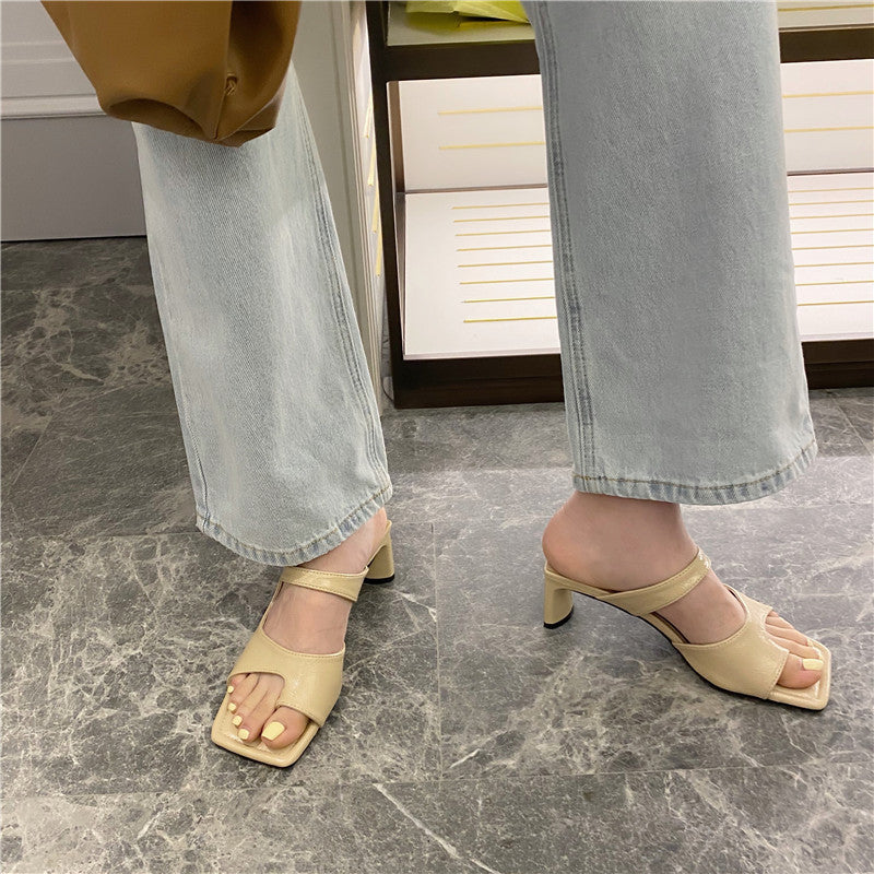 Chic Chunky Heel Sandals by Greta 