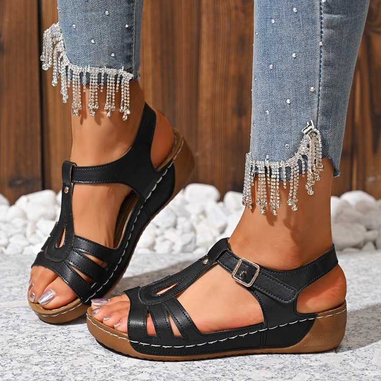 Chic Comfort Greta  Everyday Sandals