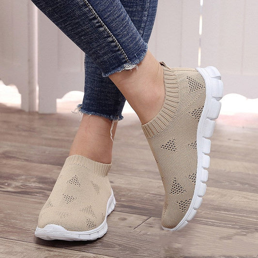 Lightweight Everyday Sneakers by Greta 