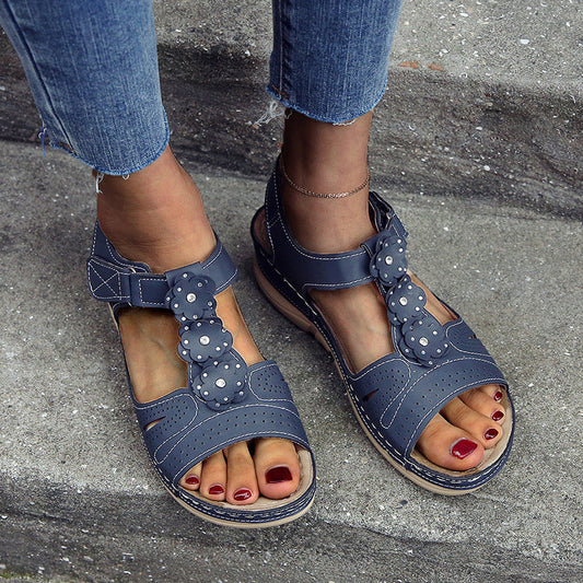 Pinterest-Inspired Floral Sandals by Greta 