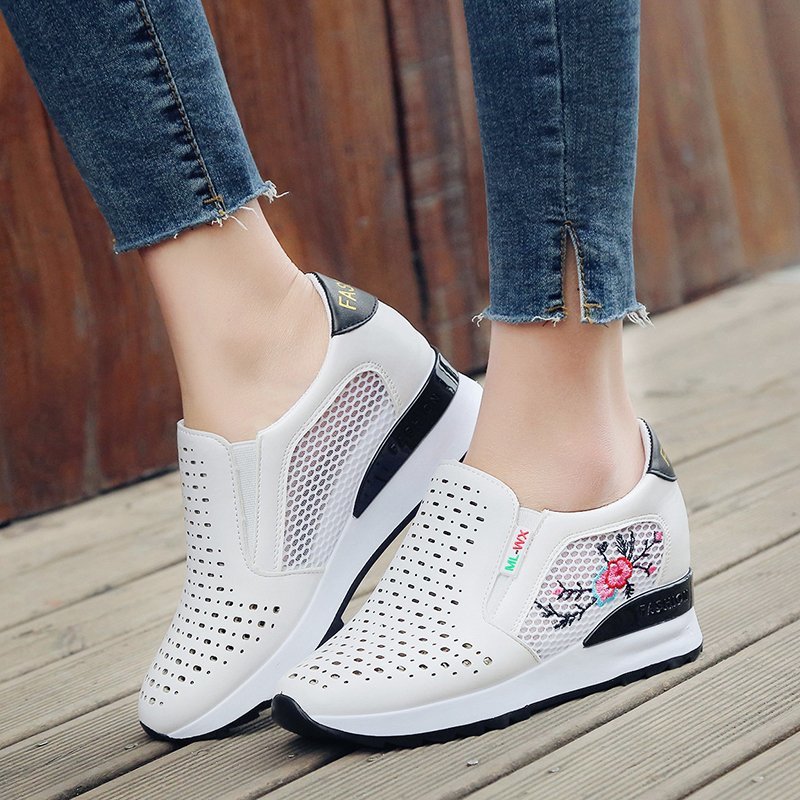 Embroidered Slip-On Loafers by Greta 
