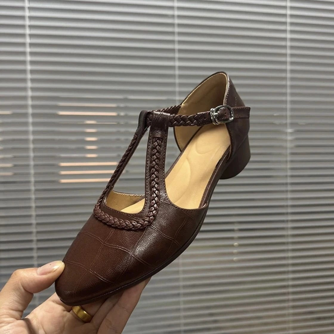 Retro Mary Jane Chunky Heels by Greta 