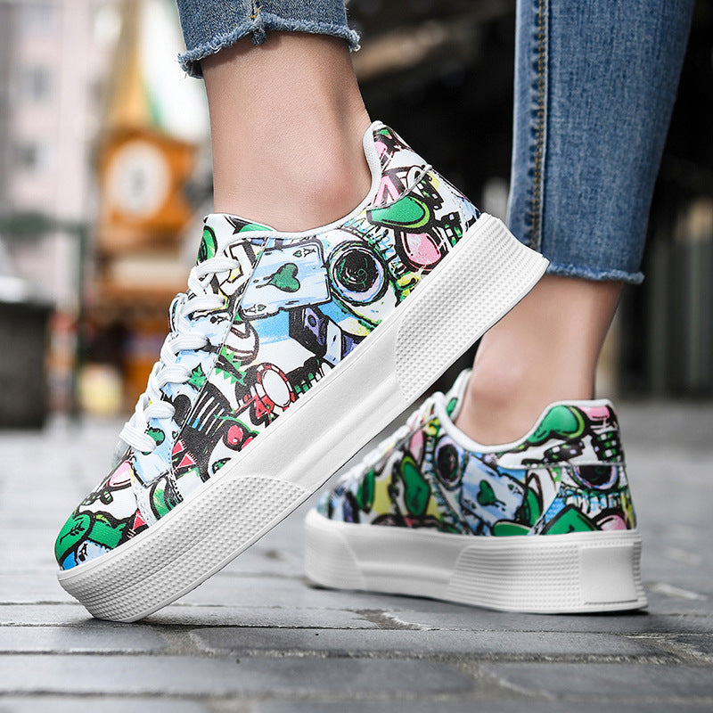 Graffiti Print Greta  Low-Top Sneakers