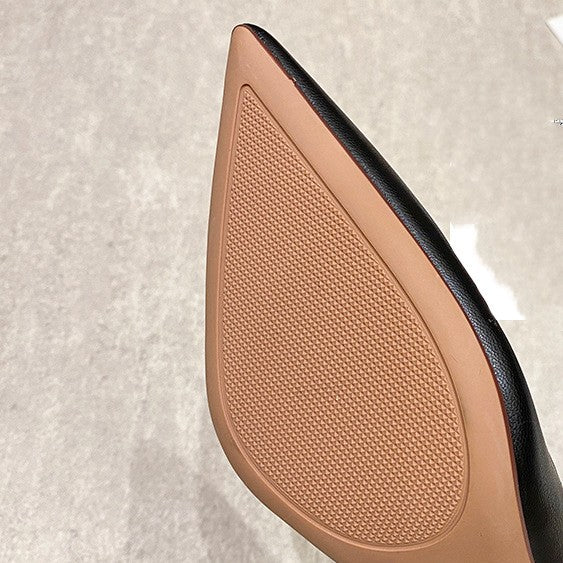 Chic Pointed Toe Heels by Greta 