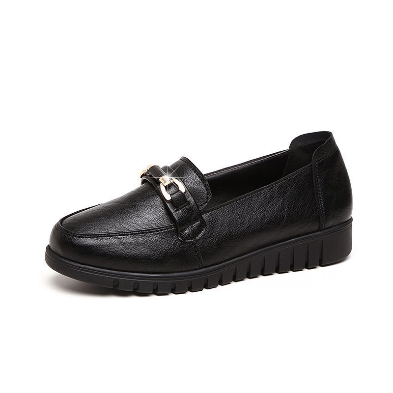 Elegant Comfort Greta  Leather Flat Loafers