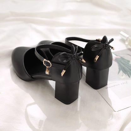 Elegant Chunky Heel Pumps by Greta 