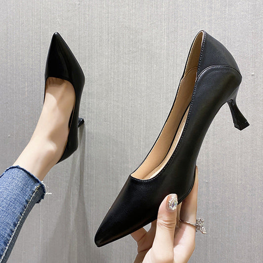 Chic Pointed Toe Heels by Greta 