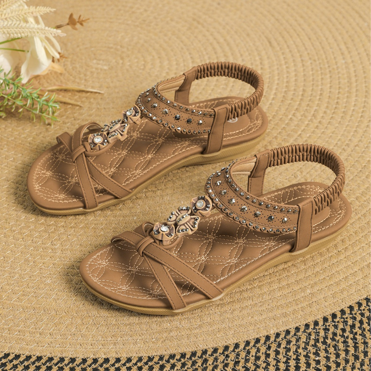 Chic Diamond Flat Sandals by Greta 