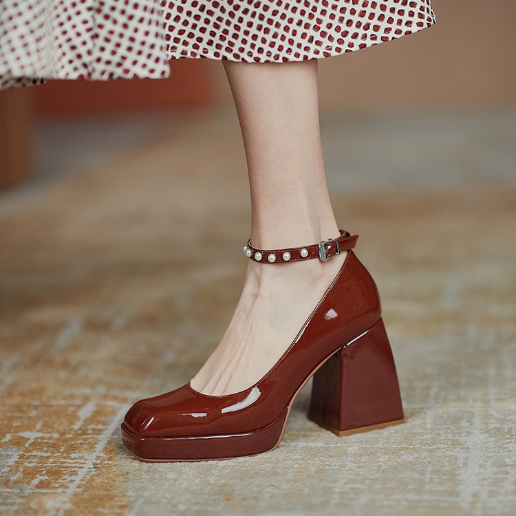 Chic Block Heel Pumps Greta  High Heels