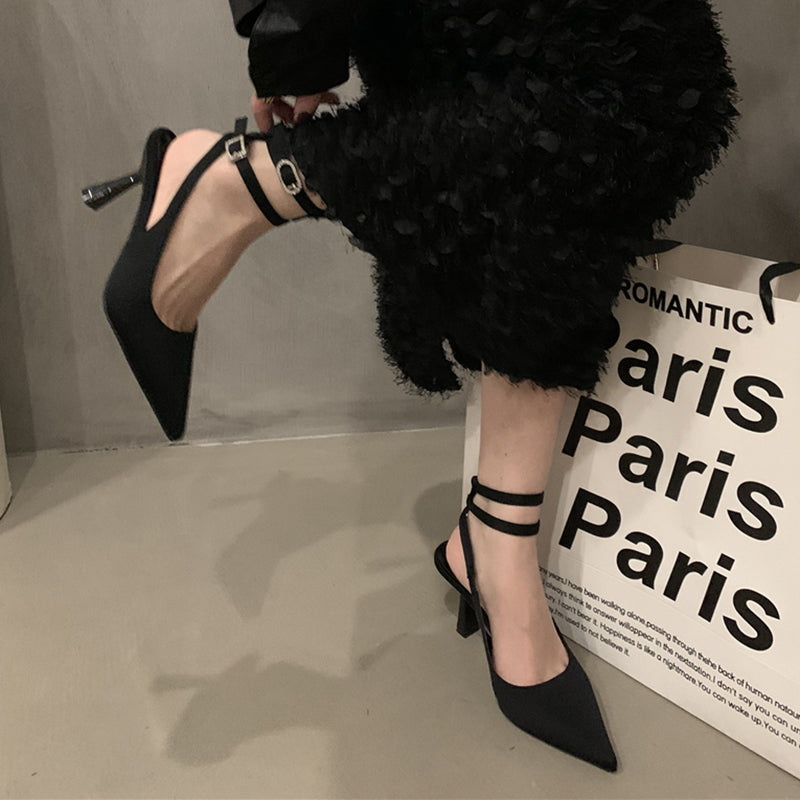 Chic Pointed Heels by Greta 