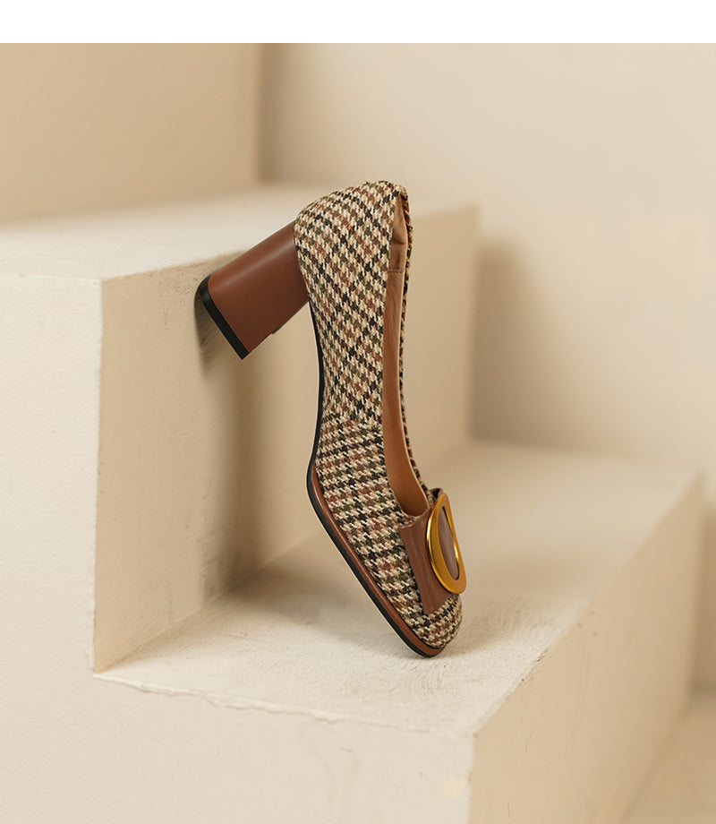 Chic Bow Metal Heels by Greta 