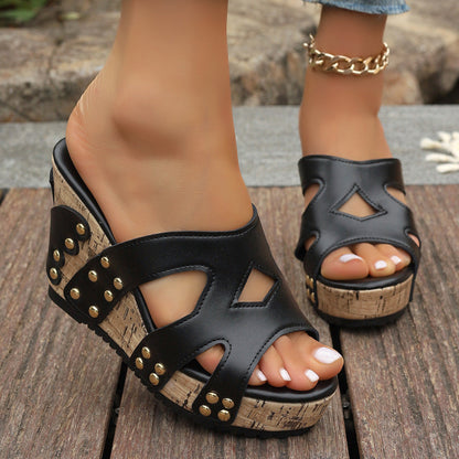 Chic Rivet Platform Sandals Greta 