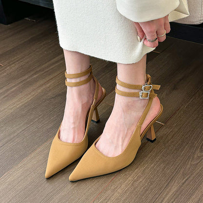 Chic Pointed Heels by Greta 