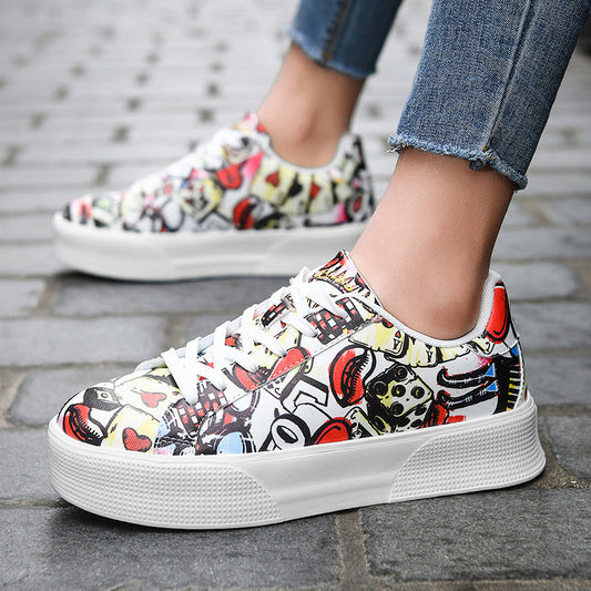 Graffiti Print Greta  Low-Top Sneakers