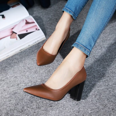 Chic Block Heel Pumps Greta  High Heels