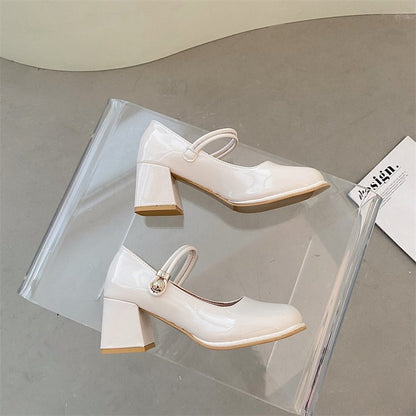 Retro Mary Jane High Heels by Greta 