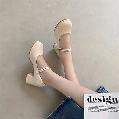 Retro Mary Jane High Heels by Greta 