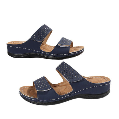 Artistic Greta  Plus-Size Wedge Sandals