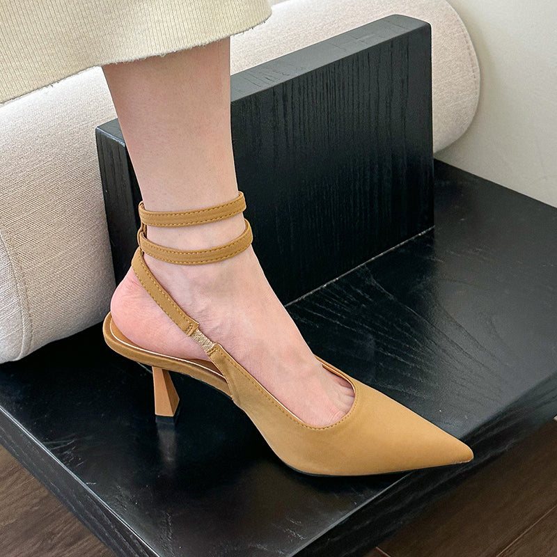 Chic Pointed Heels by Greta 