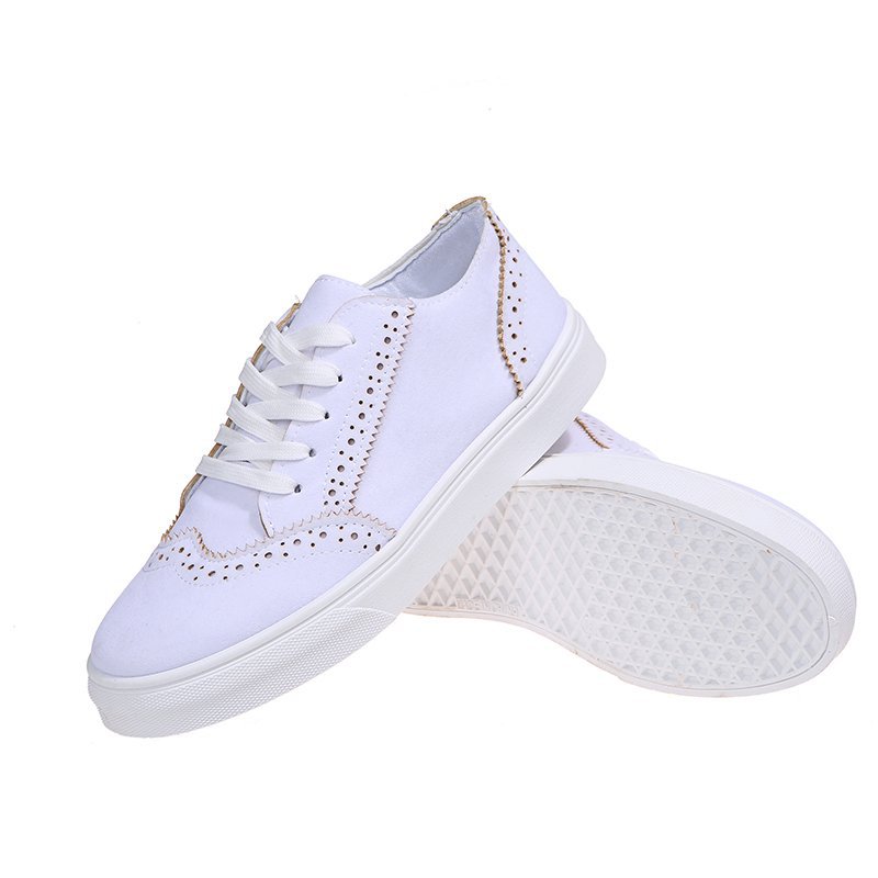 Everyday Comfort Greta  Canvas Flat Sneakers