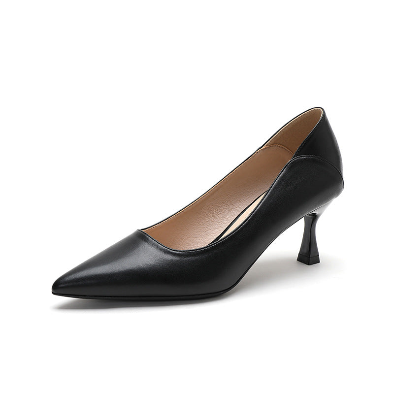 Chic Pointed Toe Heels by Greta 
