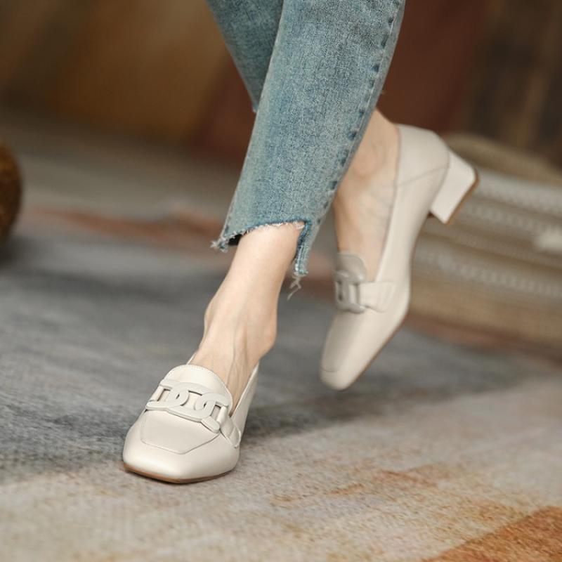 Elegant Greta  Chunky Heel Loafer Pumps