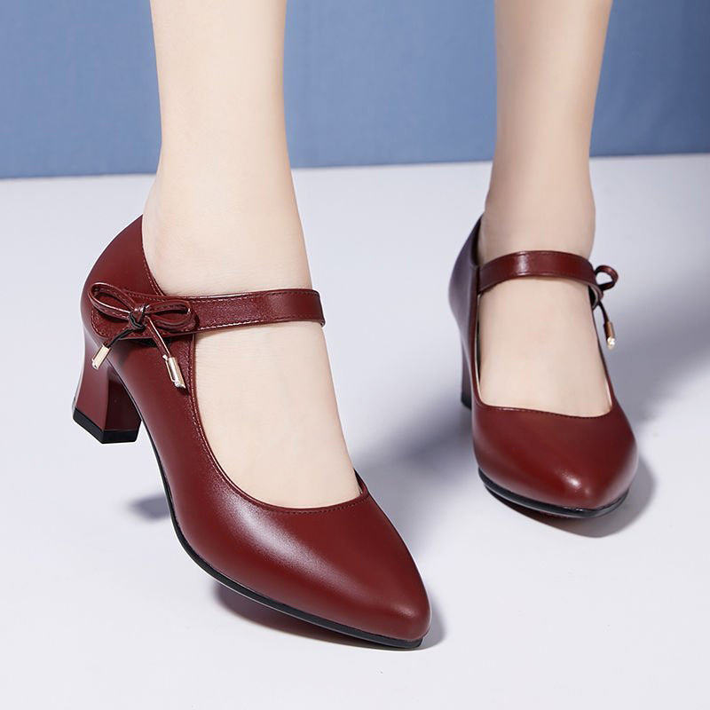 Chic Mid-Heel Buckle Pumps by Greta 