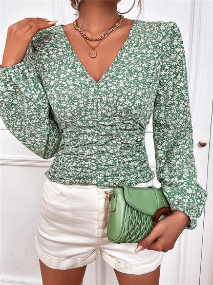 Chic Floral Long Sleeve V-Neck Top by Greta 