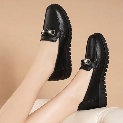 Elegant Comfort Greta  Leather Flat Loafers