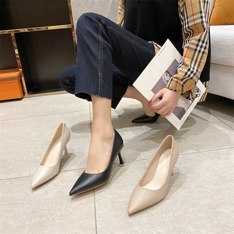 Chic Pointed Toe Heels by Greta 