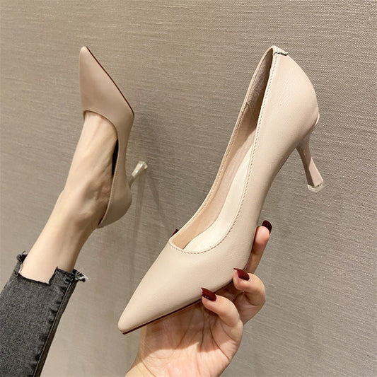 Chic Pointed Toe Heels by Greta 