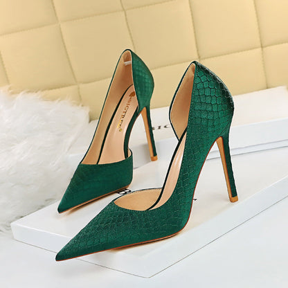 Elegant Silk Pointed Heels by Greta 