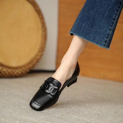 Elegant Greta  Chunky Heel Loafer Pumps