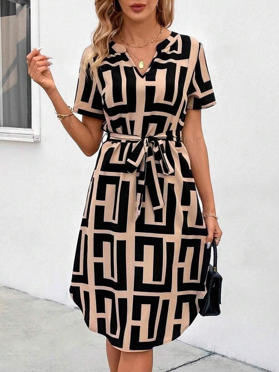Chic Striped Greta  V-Neck Midi Dress