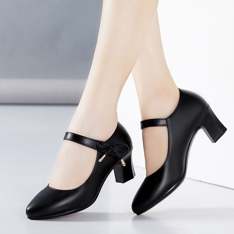 Chic Mid-Heel Buckle Pumps by Greta 