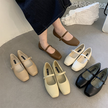 Chic Everyday Greta  Low Heel Mary Janes