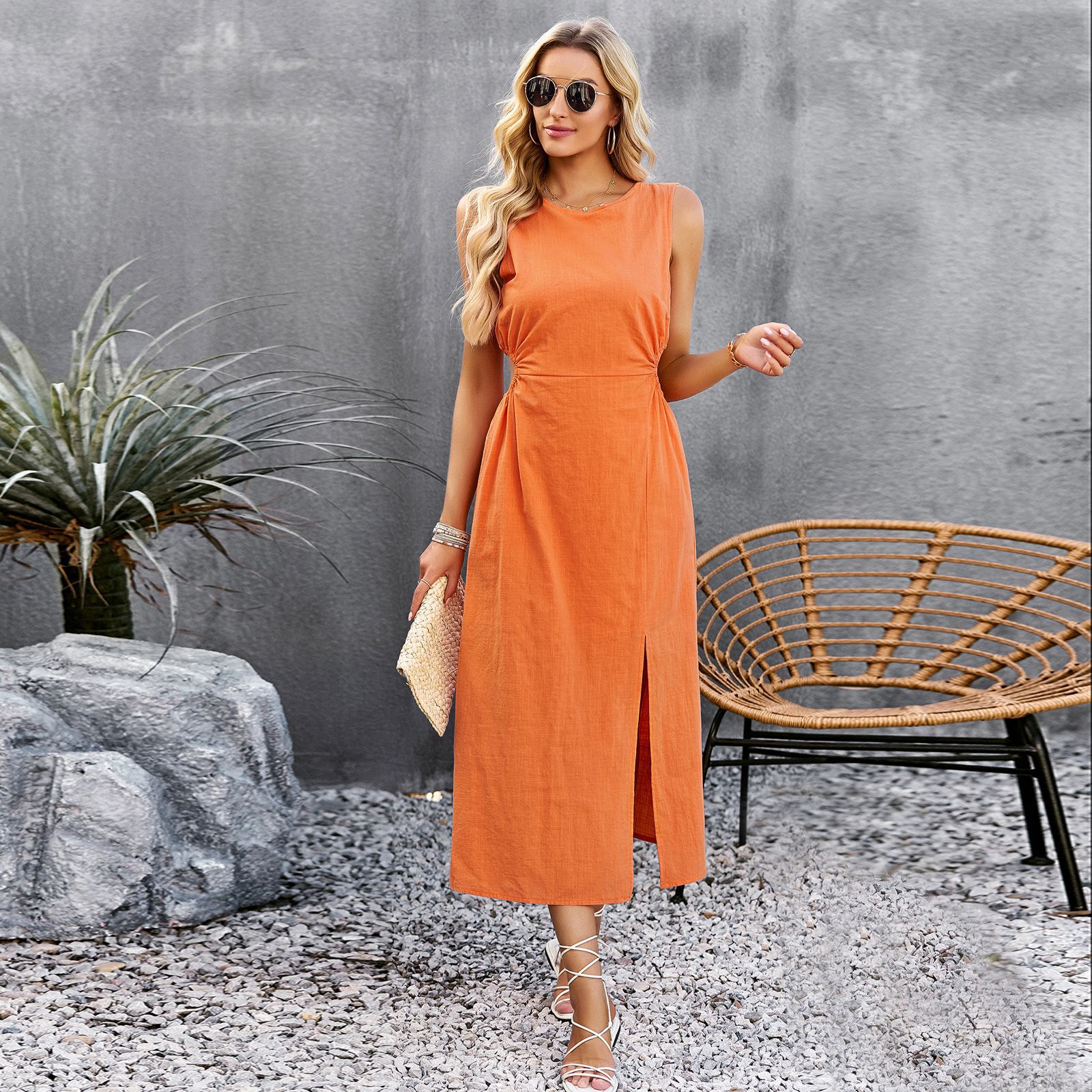 Chic Greta  Sleeveless Summer Midi Dress