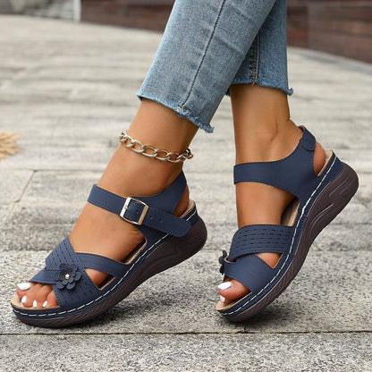 Chic Floral Greta  Plus Size Platform Sandals