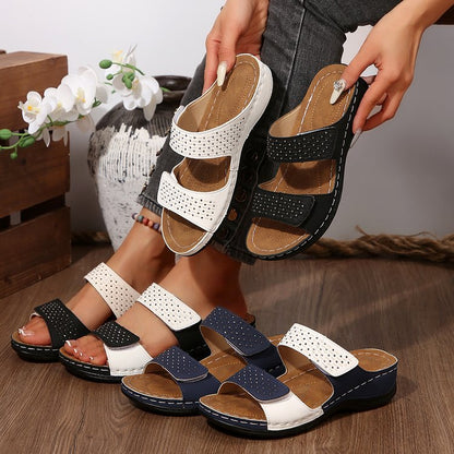 Artistic Greta  Plus-Size Wedge Sandals