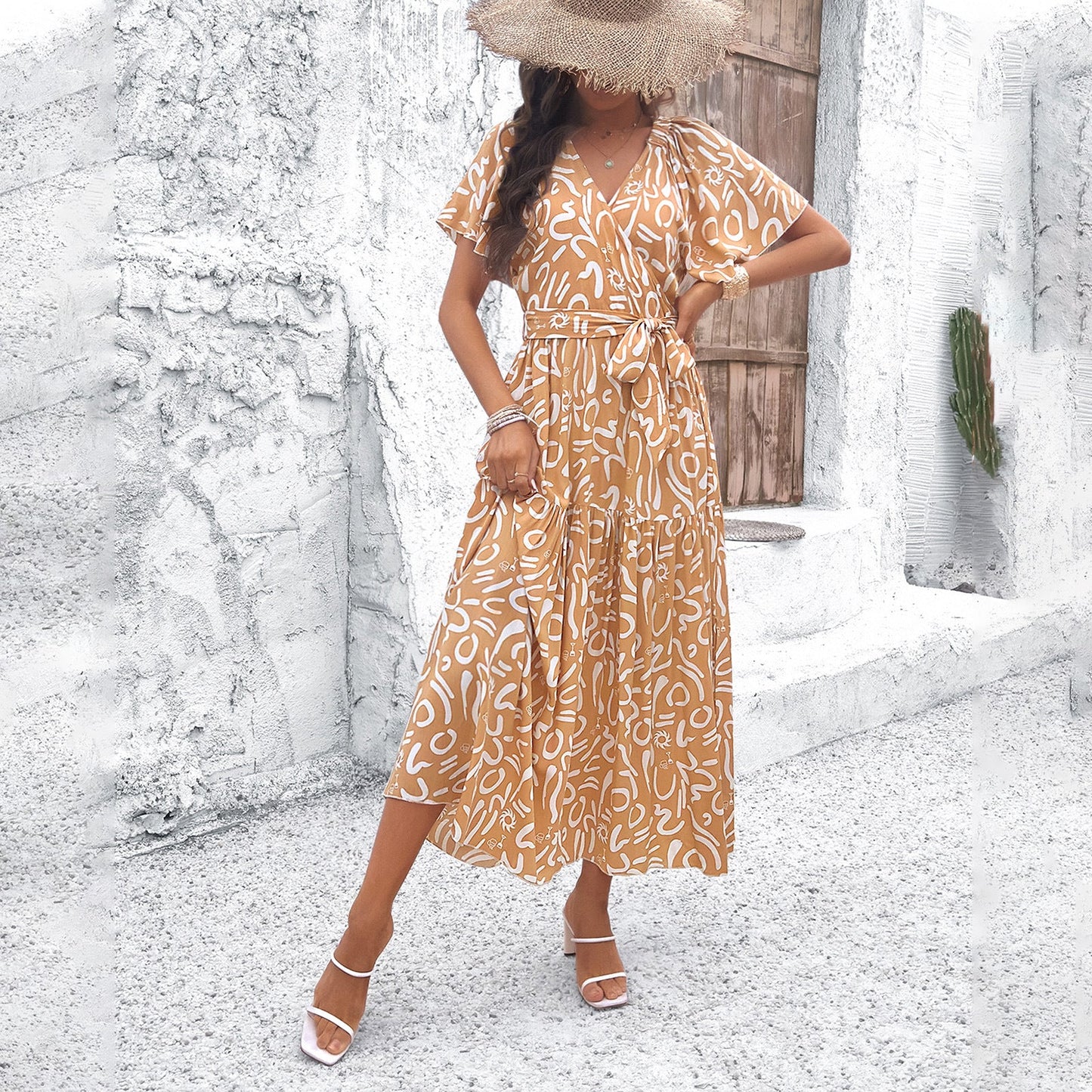 Chic Geometric Greta  Short Sleeve Midi Dress